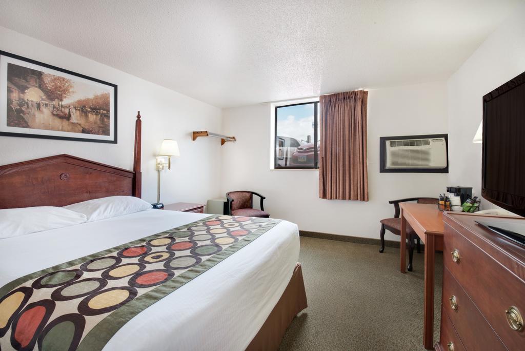 Serena Inn & Suites Of Rapid City Eksteriør billede