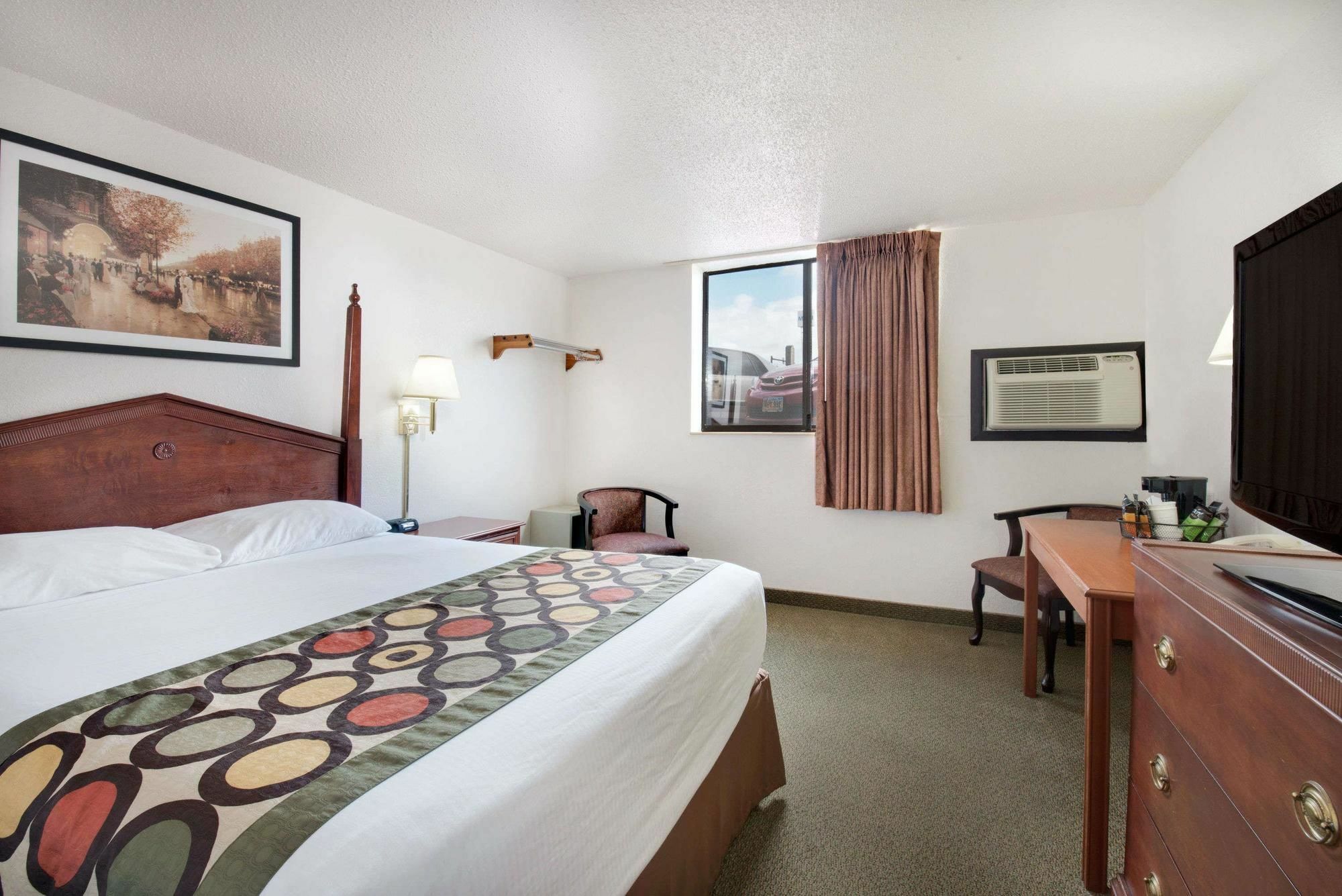 Serena Inn & Suites Of Rapid City Eksteriør billede